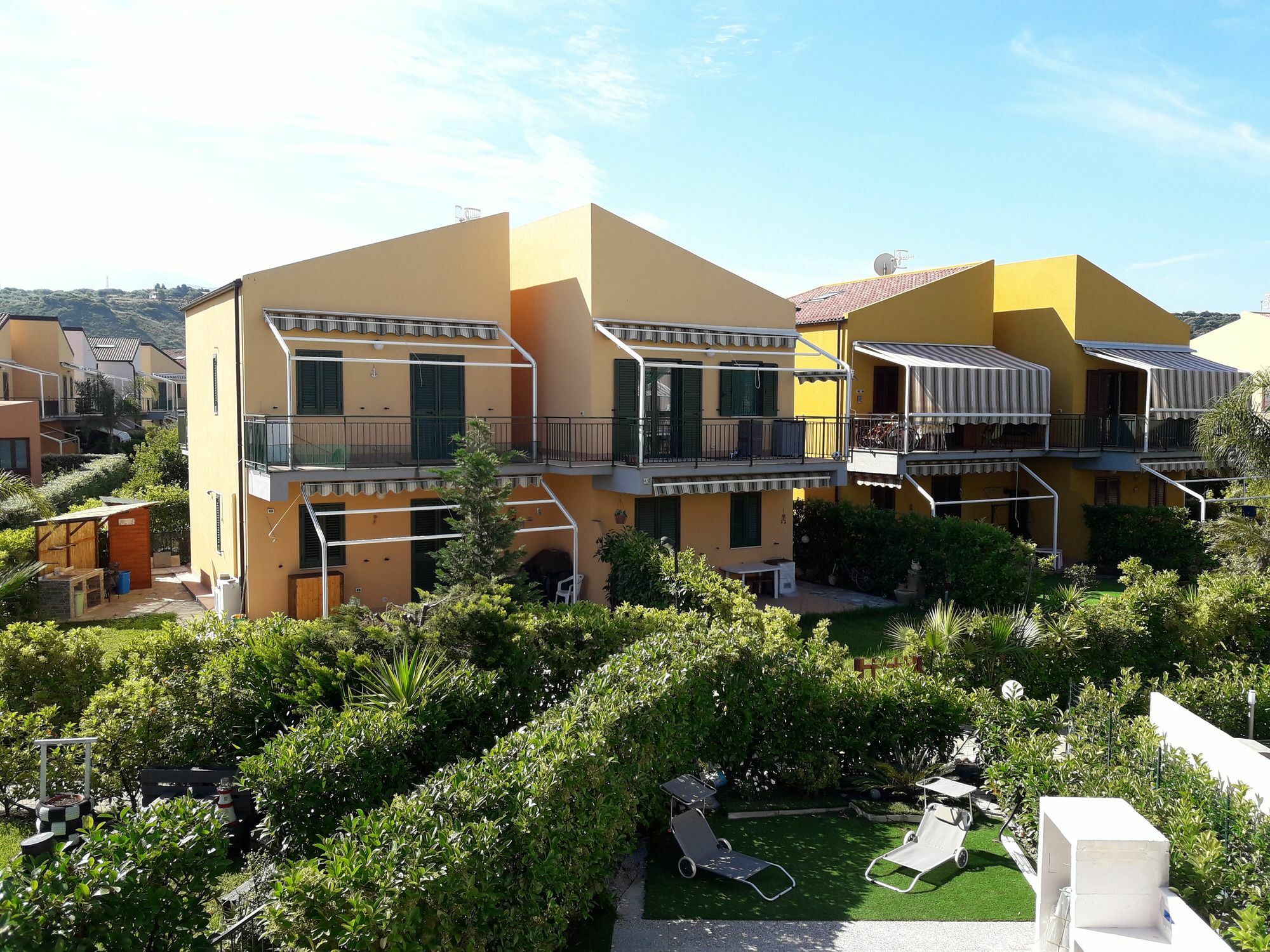 Villa Scenique Campofelice Di Roccella Esterno foto